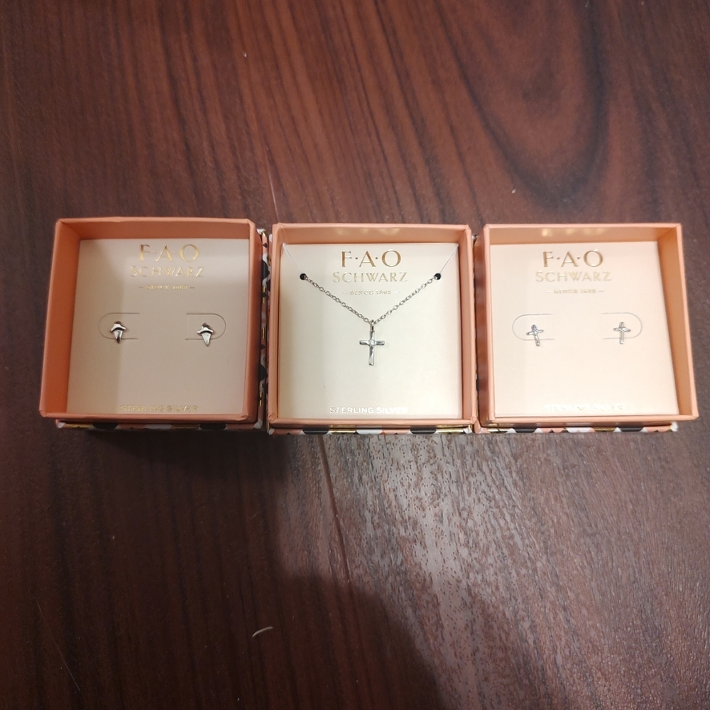 FAO Schwarz Sterling Silver Jewelry Bundle (3 pcs)